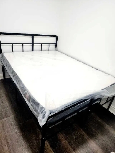 FURNISHED rooms for rent Dufferin and St. Clair $1000/$1190 Image# 6