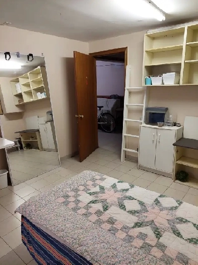 Large Room for Rent (Sheppard & Midland) - Double Occupancy Image# 2