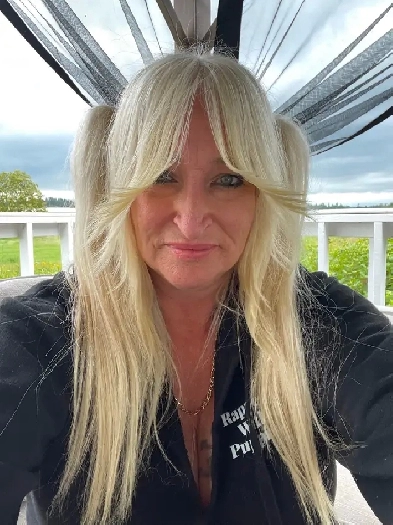 Single woman looking for rv pad in port McNeil! Image# 1
