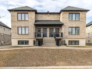 4 1/2 Condo/Apartment for Rent (Charming unit in Chomedey) Image# 2