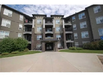 Top Floor One Bedroom With Balcony! Image# 5