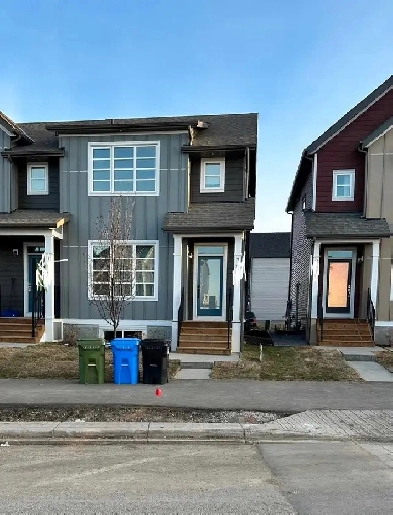 2024 built 3 bed 2.5 bath duplex Image# 9