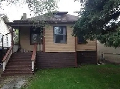 House for sale near Whyte Avenue Image# 2