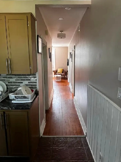 Colocation entre 3 étudiants - belles et grandes chambres Image# 4