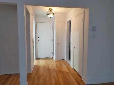 4 1/2 Renovated apartment Image# 7