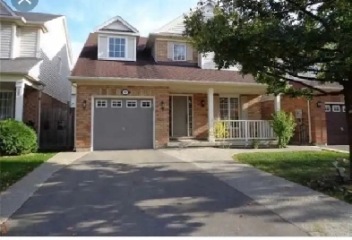 3 bedroom upper level house - $2800   utilitie Image# 5