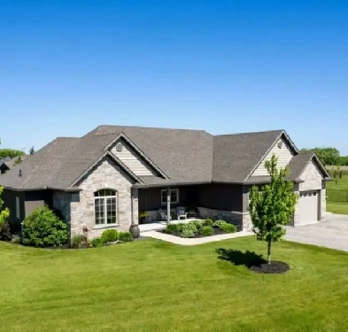 Country House For Sale Image# 1