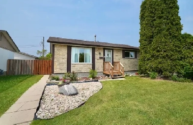 Bungalow For Sale in Tyndall Park Image# 7
