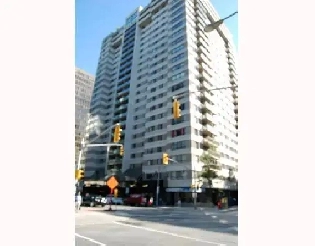 Renovated 2 Bed Condo, Kent/Laurier, A/C, July Occupancy Image# 1