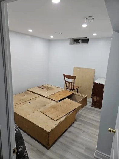 Brand new Room for rent near Sheridan Brampton. girls only Image# 2