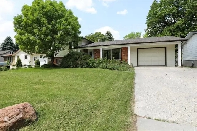 3 Bed, 2 Bath Home in Steinbach Image# 4