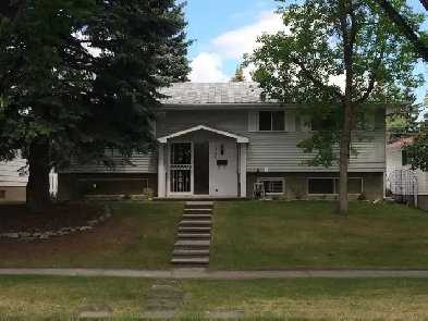 Single house in Varsity for Rent Image# 1