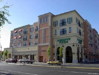 Furnished one bedroom with private bathroom in Two bedroom condo Image# 1