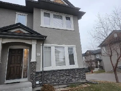 Townhouse for rent in Stonebridge Image# 1