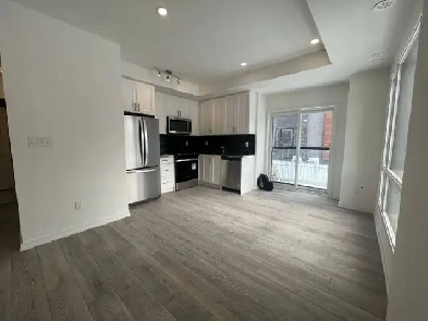 Brand New Newmarket Stacked Condo Image# 3