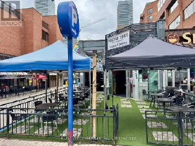 Restaurant with Patio in Prime Downtown Toronto Image# 1