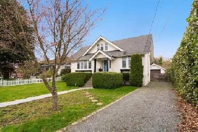 Charming 1929 4 Bedroom Character Home in Nanaimo Image# 7