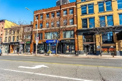 Renovated 2 Bedroom Unit Close to the Go Station in Hamilton Image# 1