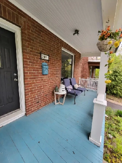 BEACHES, BEAUTIFUL AREA ROOM FOR RENT WALK TO BEACH Image# 4