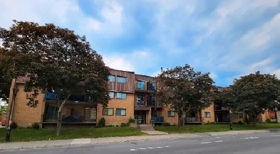 4 1/2 rénové – Métro Honoré-Beaugrand à 5 min – Tout inclus Image# 1