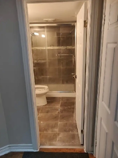 HUGE 2 BEDROOM BASEMENT, SEPARATE ENTRANCE, PARKING, L6R0Z3 Image# 4