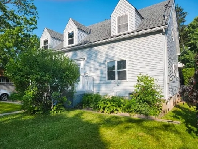 6 Bedroom Home with updated kitchen and 3 full baths 1hr to TOR. Image# 1