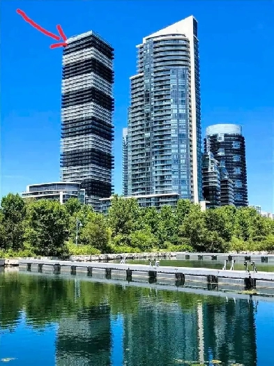 Luxury Penthouse by the lake Image# 1
