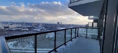 Luxury One Bedroom Condo Suite @Eglinton E./Leslie M3C 0E3 Image# 2