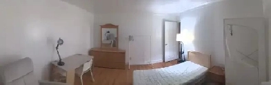 Room for rent/ chambre a louer (700$) Image# 4