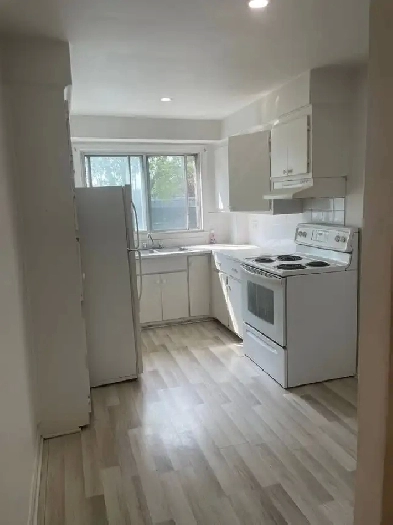 2 Bedroom Apartment – Côte-Saint-Luc – Only $1,350/month! Image# 6