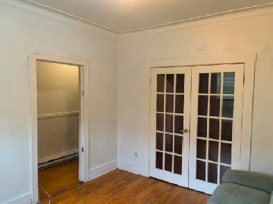 4 1/2 metro Verdun 2minutes for rent Image# 1