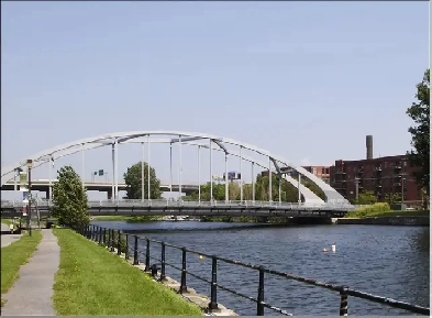 5 1/2 Chambres Lumineux & Rénové – À 5 min du Canal Lachine ! Image# 1