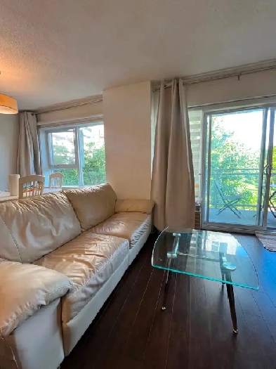 ✨ CLÉS EN MAIN! 4½ Tout Inclus   Meublé | Laval Métro | Piscine Image# 1
