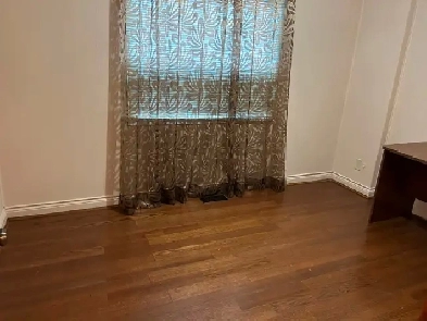 $850-Cozy Room for Rent in Steeles/Bathurst Image# 8