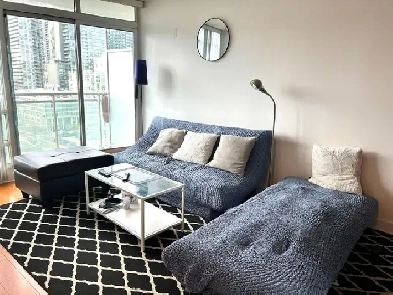 1 1 Fully Furnished Condo at Front/Spadina Image# 4
