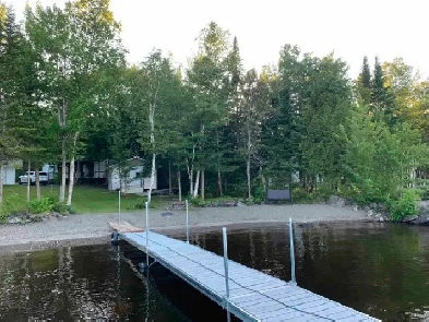 Grand Lac St-François, secteur Ste-Praxède. Terrain avec plage! Image# 3