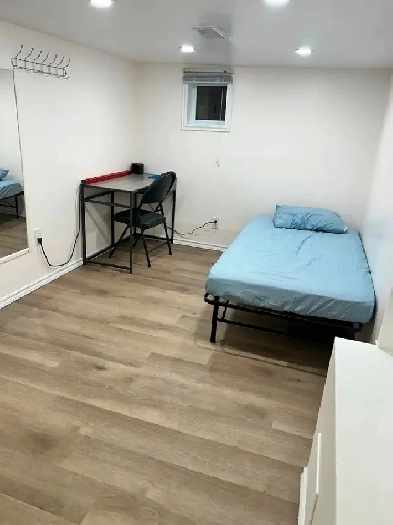 Basement room for rent, 10 min on bus 20 to Fanshawe main campus Image# 2