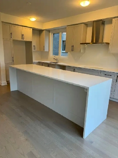 One bedroom in brand new 4 bd home at Steeles Ave & Heritage Rd Image# 1