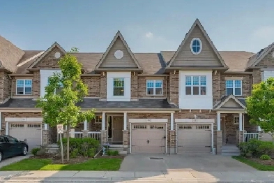 Upgraded Townhome Backing Onto Trails in Prime South Guelph Image# 8