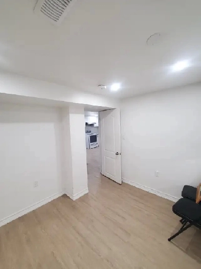 Two bedroom basement apartment Image# 6