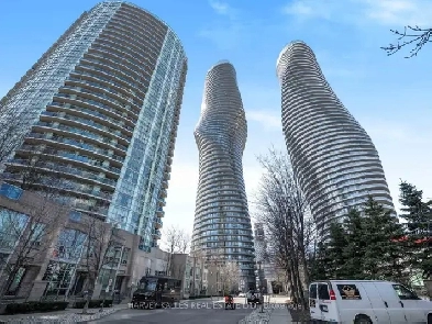 2 bed   Den 2 bath condo for rent in Mississauga Image# 1