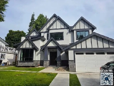 7 BR Designer Home Rentals | Private Baths | White Rock Waterfro