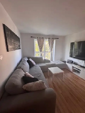 Bout de l'ile, Léonard Chaigneau grand 41/2 a l'étage Image# 1