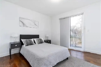 Luxury Room Rental, Next to lake ONTARIO / QEW at FRUITLAND/QEW Image# 1