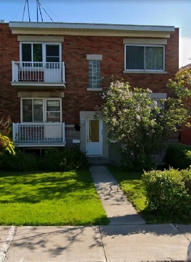 5 1/2 avec stationnement Image# 1