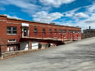 Bureau à louer au centre-ville Image# 1