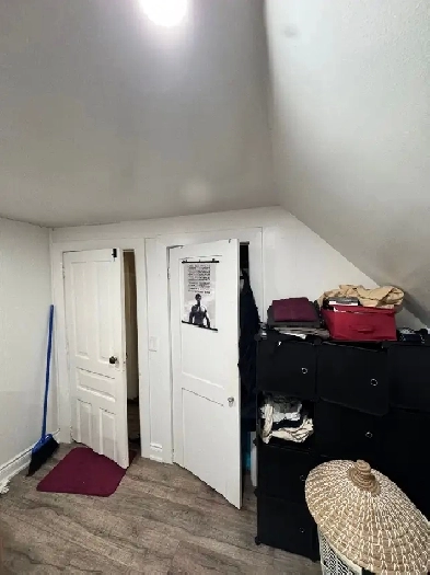 1 Bed Room available for rent in a 6 Bed Room House at Cambridge Image# 2