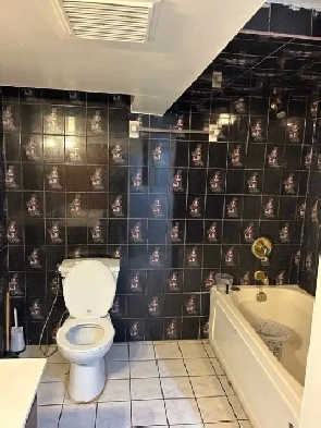 2-room basement for rent. Pharmacy & Lawrence. Image# 6