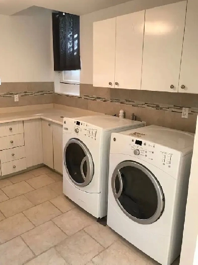 Clean, renovated walk out apartment 1300$ Image# 8