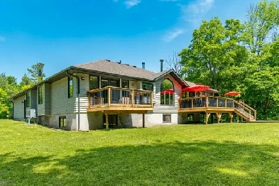 Peace, Privacy, and Potential – Limbert Road, Parry Sound! Image# 1